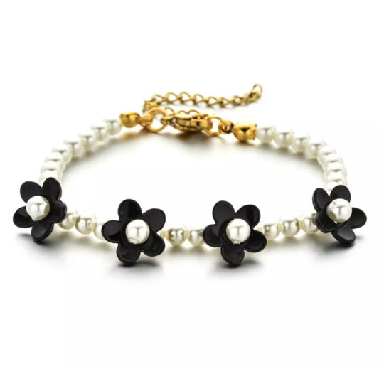 Flower Pearl Bracelet